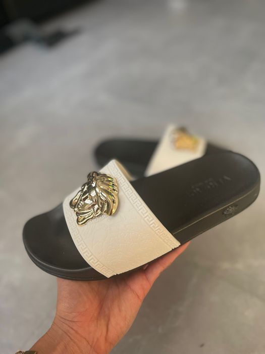 Klapki versace złota meduza rozmiar 39