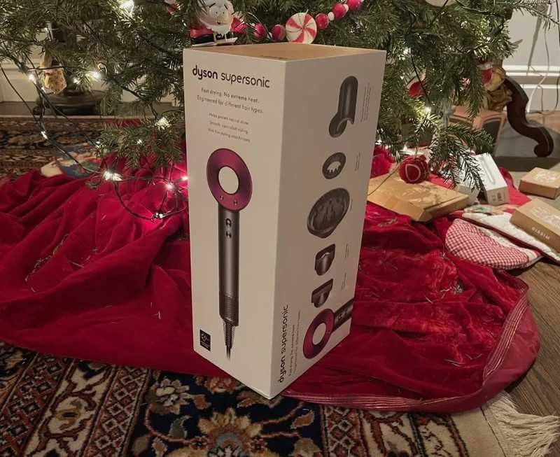 Świetna suszarka do włosów.