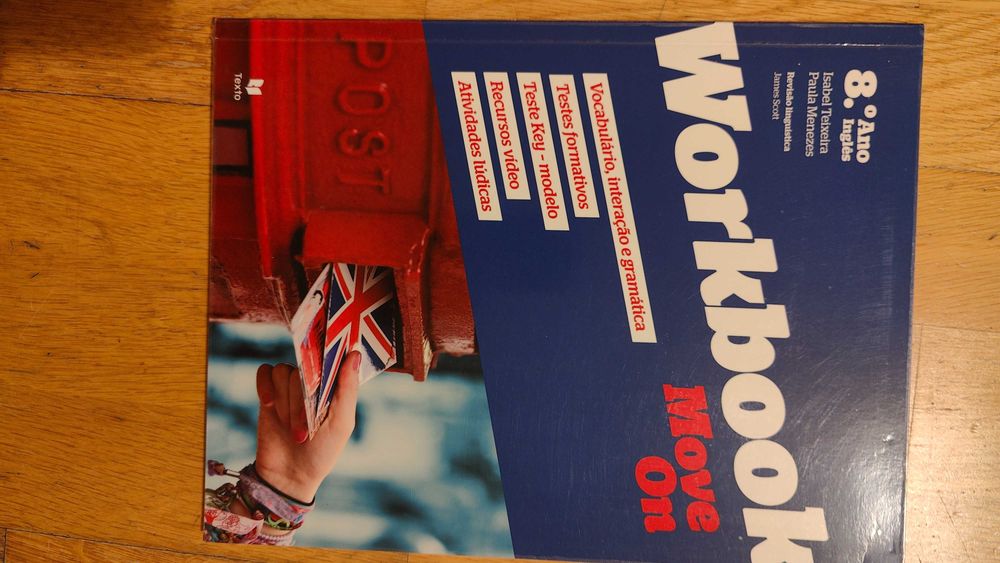 Livro de actividades 8ano Move on