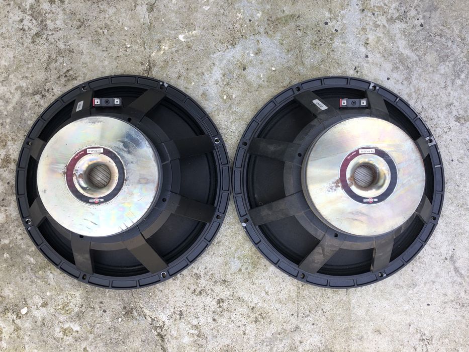 Woofers 15” B&C (LER DESCRIÇĀO)
