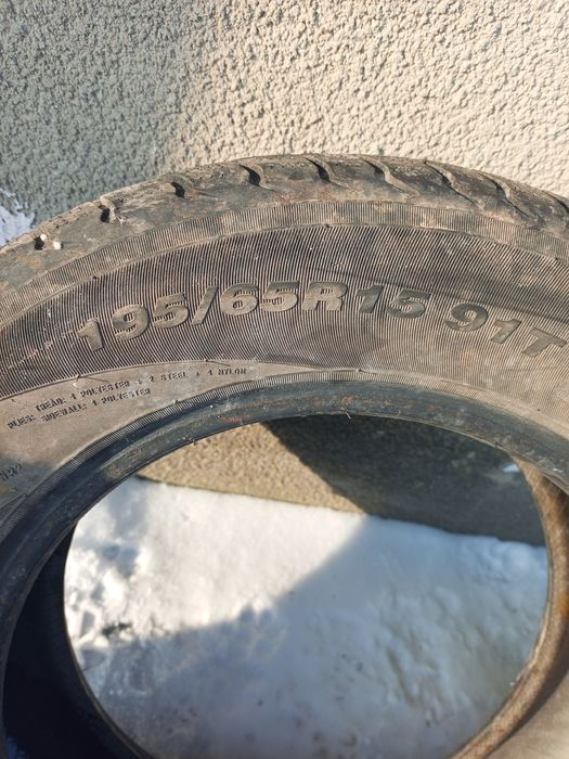 Продам дві шини стан відмінний Залишок протектора 90%