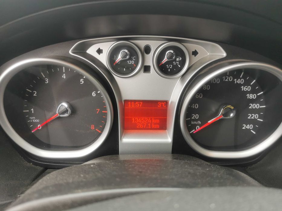 Ford Focus 1.6 Benzyna 134 tyś km 2011