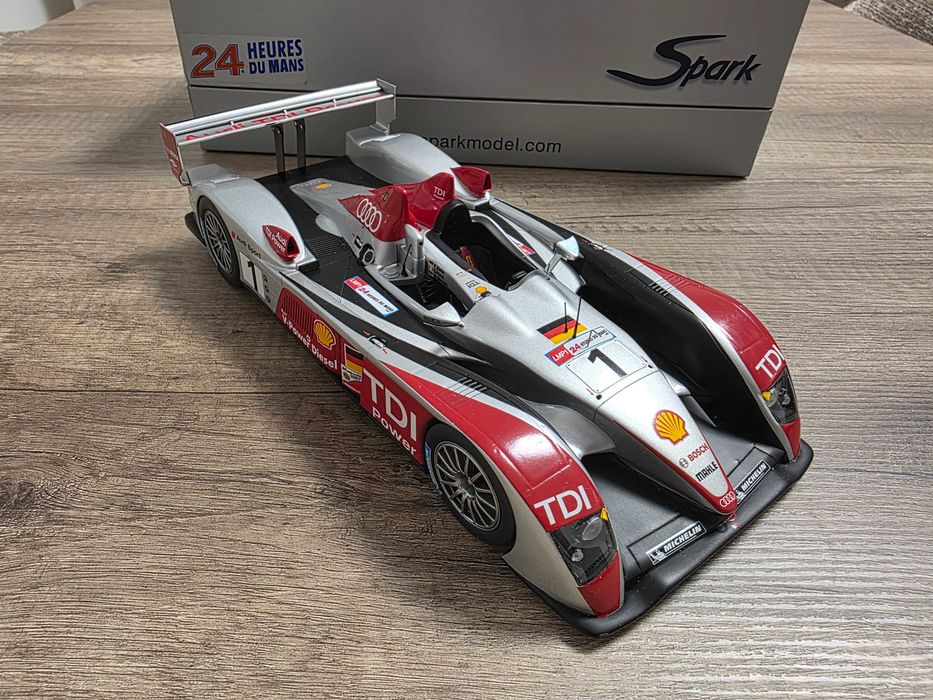 Audi R10 TDI vencedor LE Mans 2007 1:18 Spark