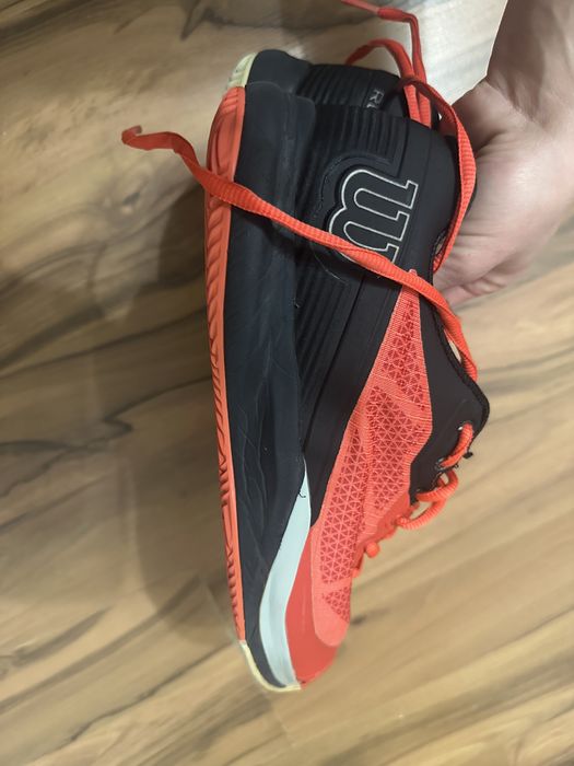 Wilson тенісні кросівки