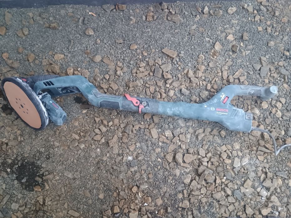 Szlifierka do gładzi, gipsu Bosch GTR 550