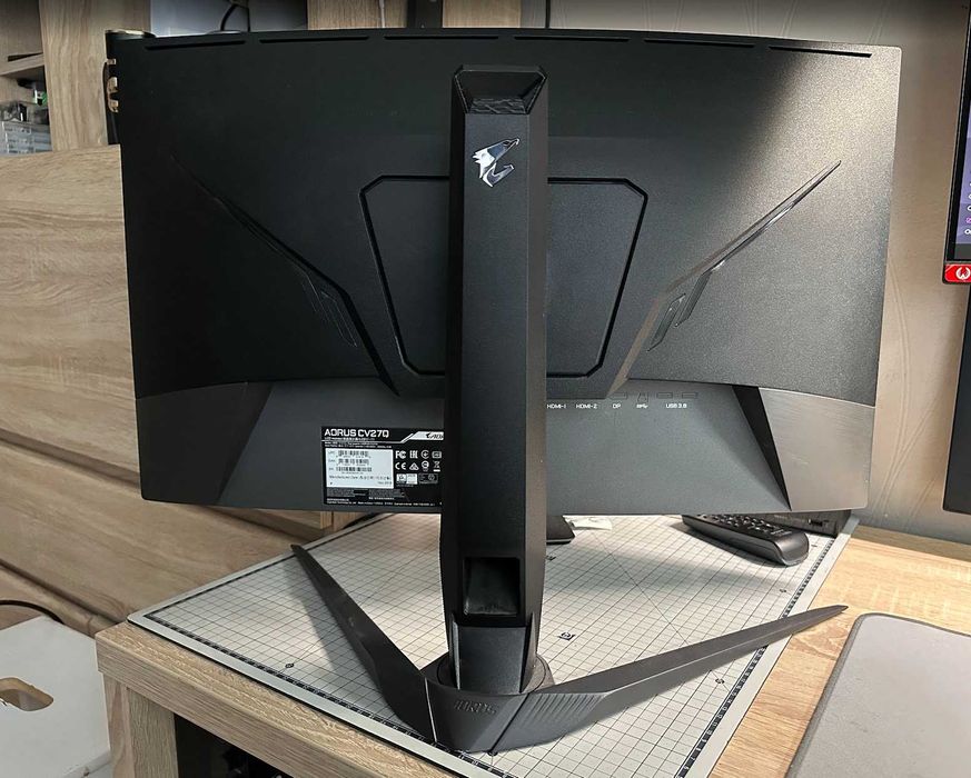 Monitor Gigabyte Aorus CV27Q   27 cali - zakrzywiony