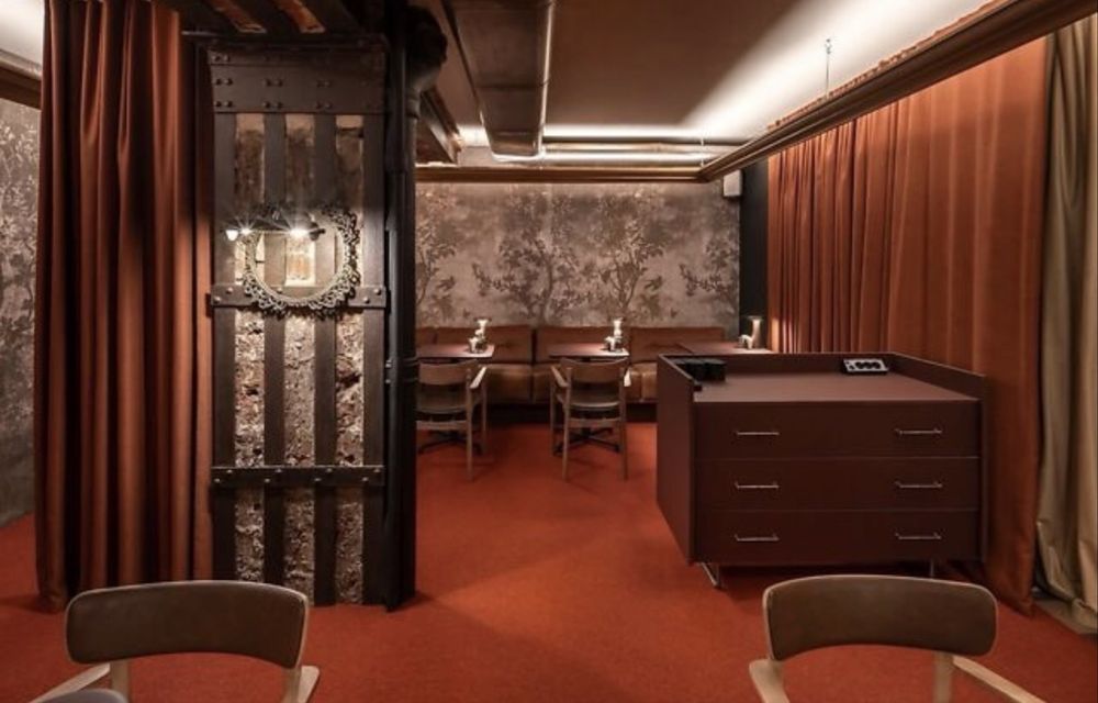 Оренда фасадного приміщення 240 м2 по вул .Січових Стрільців