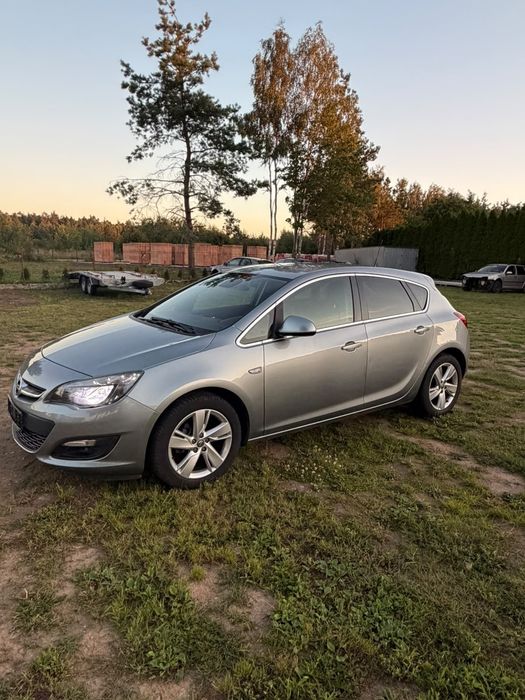 Opel Astra 1.4 Benzyna – 2014 rok 1 rejestracja