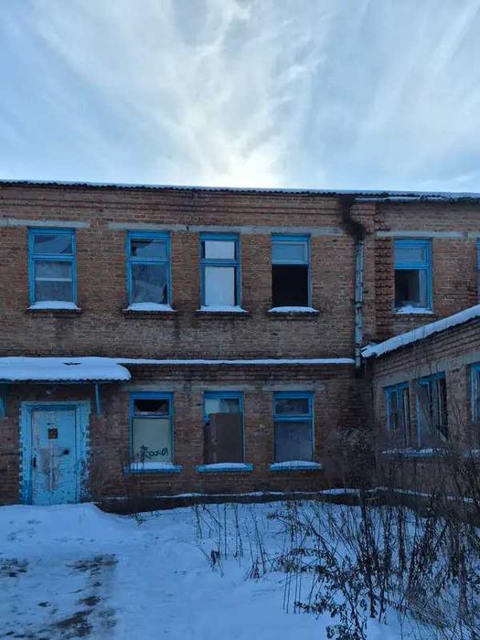 Нежитлова будівля, вул. Симоненка Василя,3, м. Хмільник