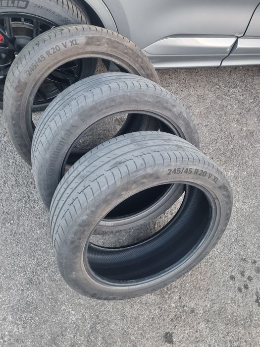 Pneus Continental  245/45/20