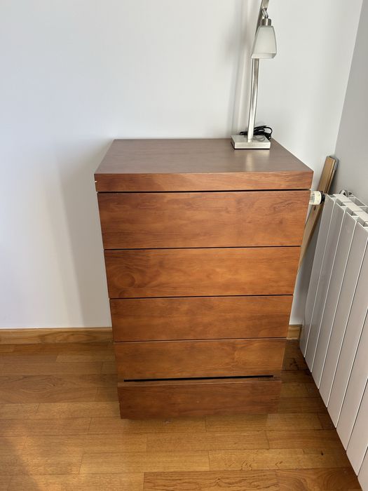 Conjunto quarto com mesa de cabeceira consola e 2 estrados