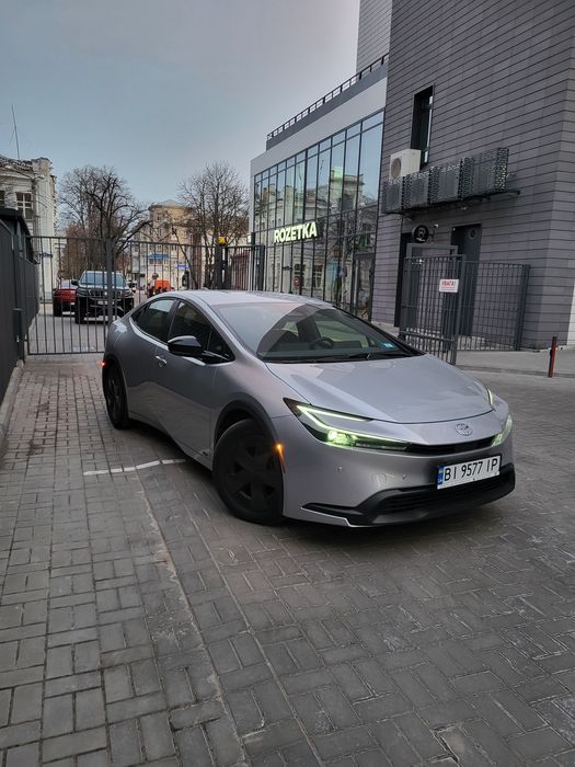 Toyota Prius 2025