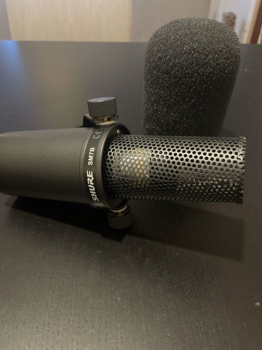 Microfone Shure SM7B - Como Novo