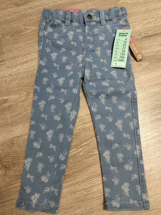 Nowe spodnie dżinsowe - roz. 98