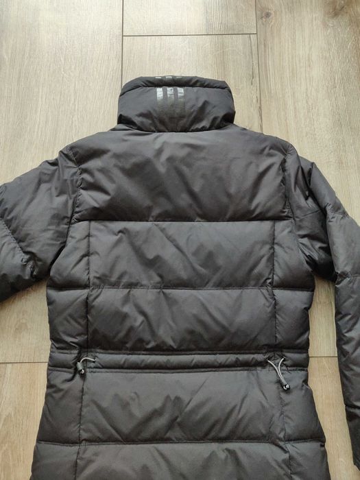 Пуховик Adidas р. 48-50 , цвет мокрого асфальта, на молнии.