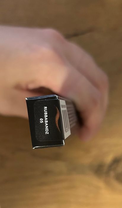 Konturówka do ust FENTY BEAUTY