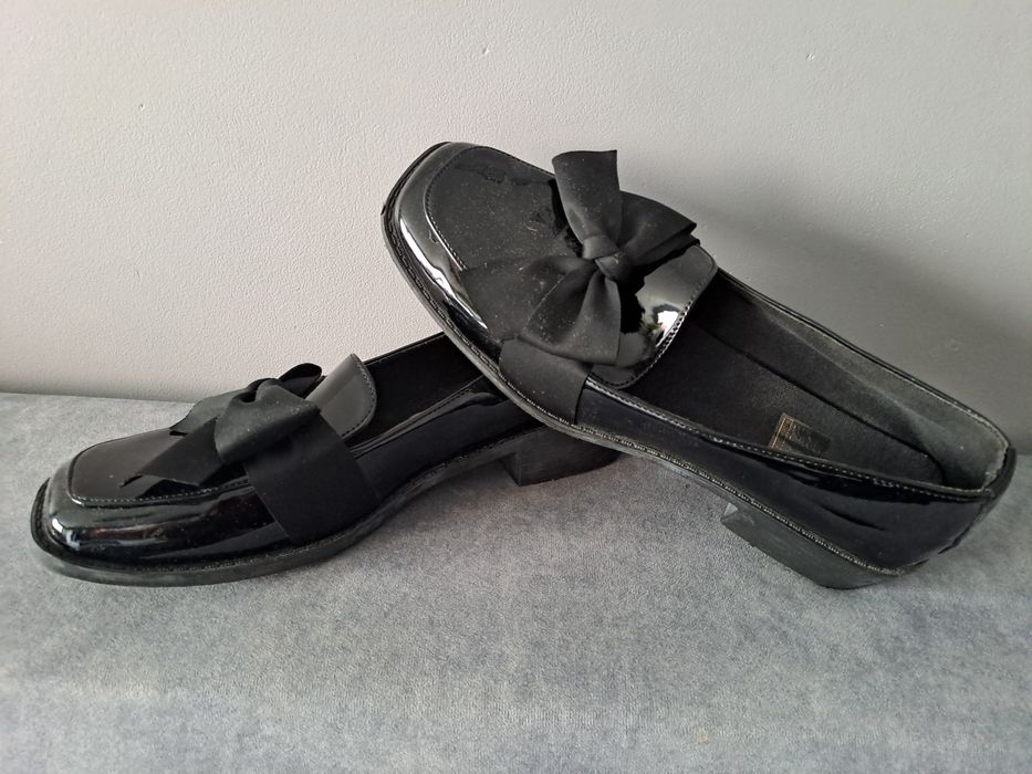 Buty damskie lakierki rozmiar 41