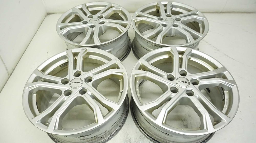 Felgi 17 Toyota CHR Rav 4 Corolla Verso Camry Avensis Auris Yaris 4cro