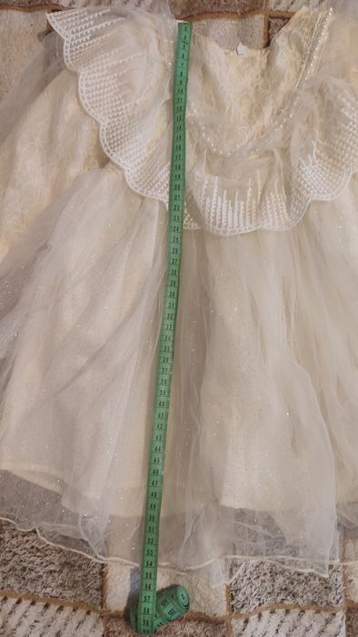 Святкова сукня для дівчаток