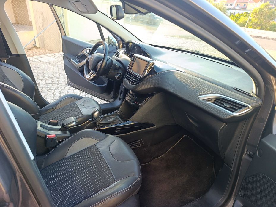 Peugeot 2008 1.6 HDi Allure ( Nacional 94000kms) 1 Dono
