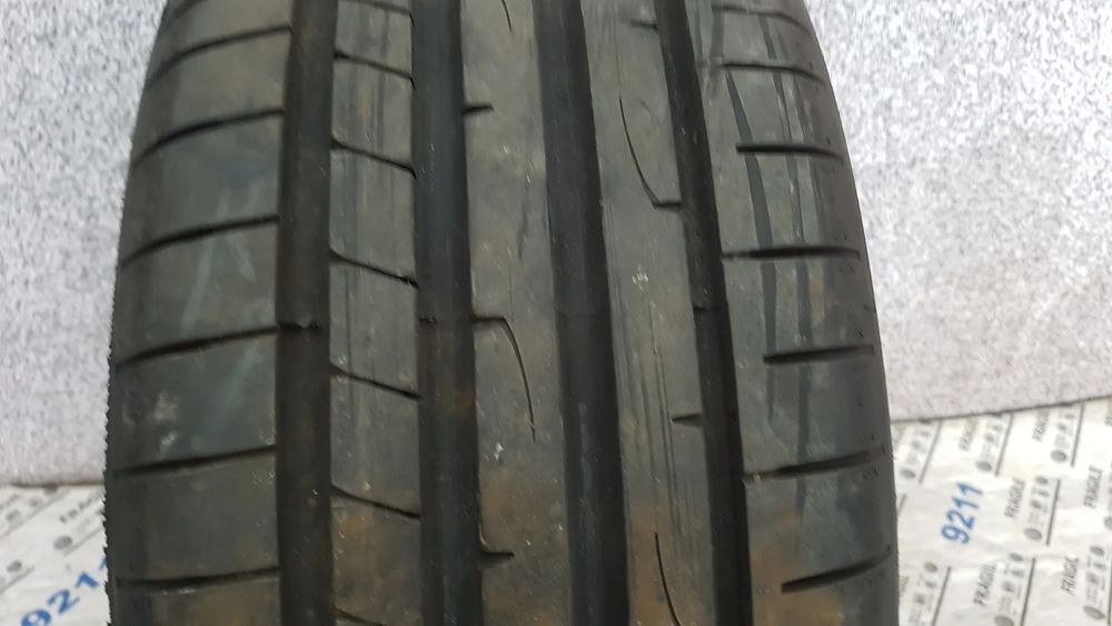 dunlop sp sport maxx rt2 225/35r19   225/35zr19