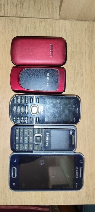 Телефони б/у робочі