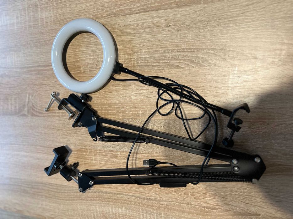 Zestaw przedmiotów do nagrywania. Pełny zestaw dla blogera.