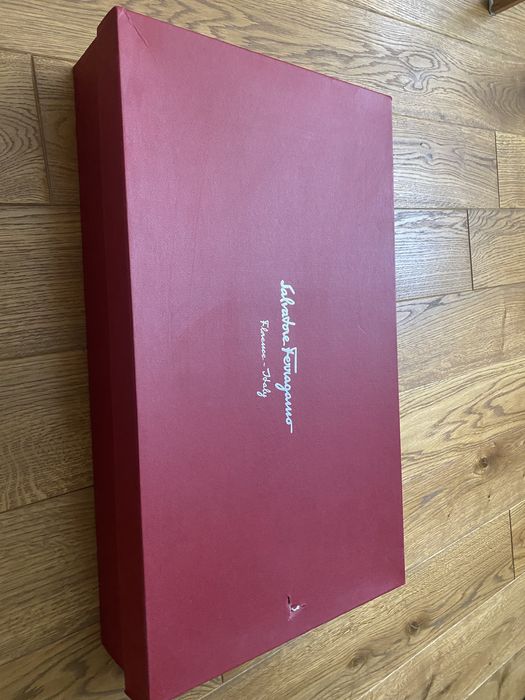 Замшеві чоботи Salvatore Ferragamo