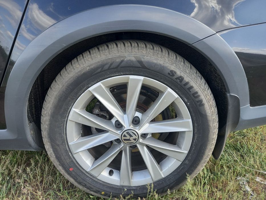 Volkswagen Passat B7 Alltrack / пассат б7 2.0  дизель 4х4
