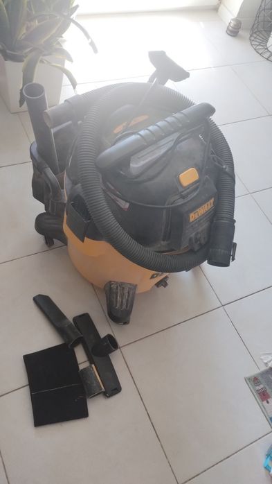 Odkurzacz DeWalt DXV34PTA. Nie wysyłam.