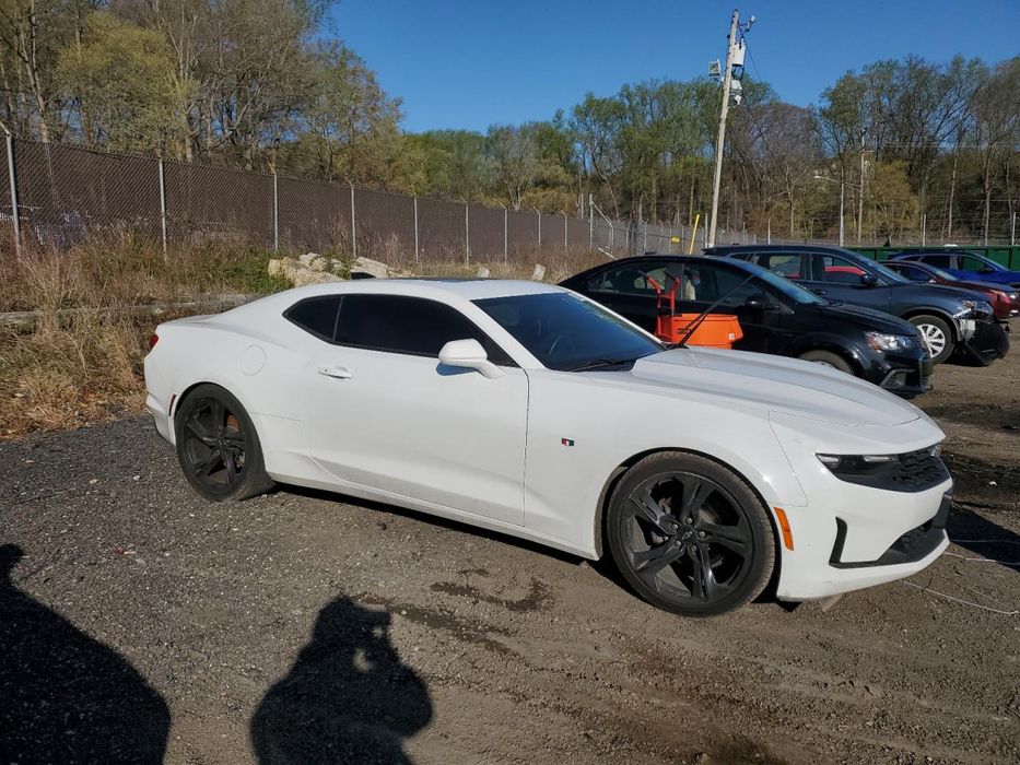 Бампер Chevrolet Camaro 2015-2023 разборка шевроле камаро запчастини