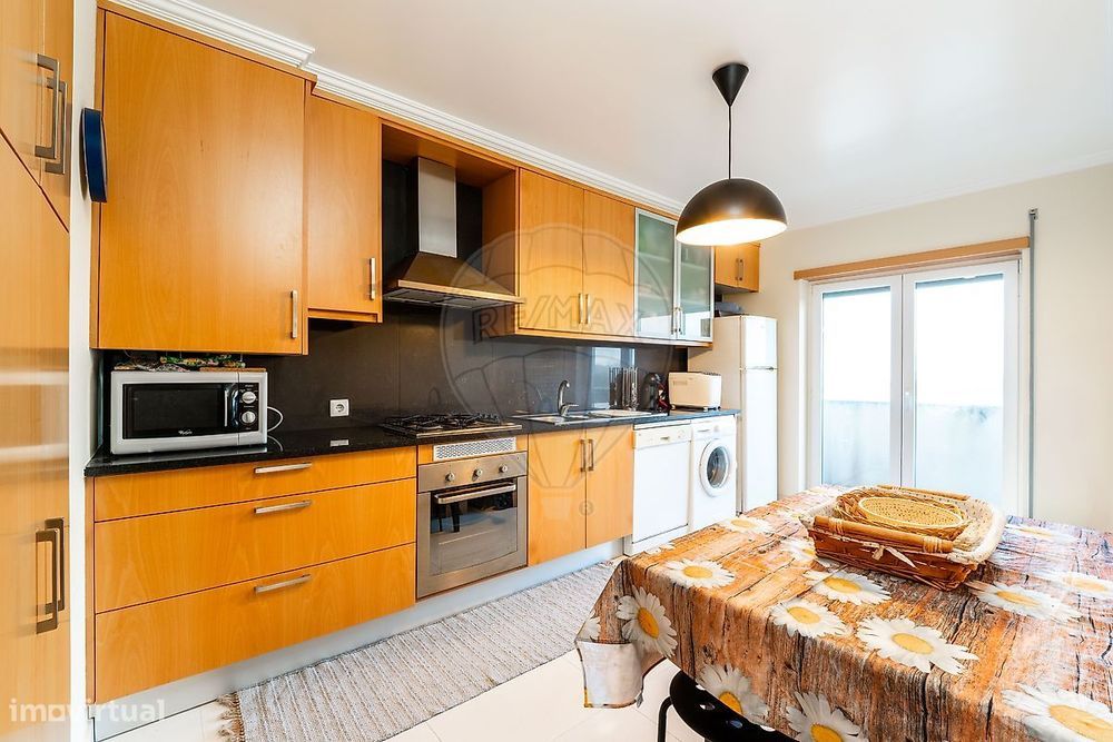 Apartamento T2 para venda — Coimbrão, Leiria
