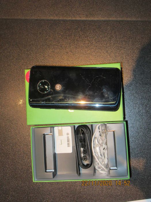 Telefon komórkowy Motorola G6 Play