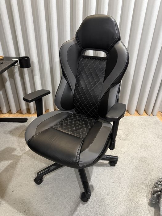 Cadeira Gaming Staples