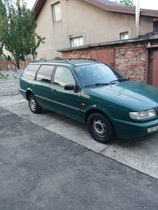 Продам пассат б4 газ бензин 1,8
