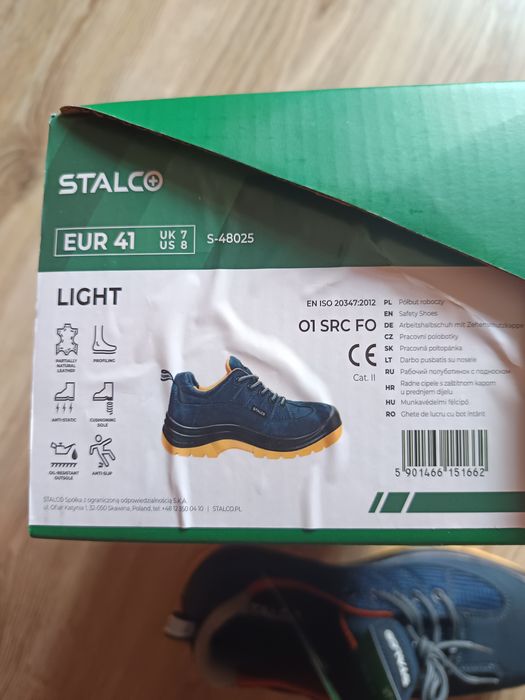 Komplet odzieży roboczej spodnie+bluza+buty