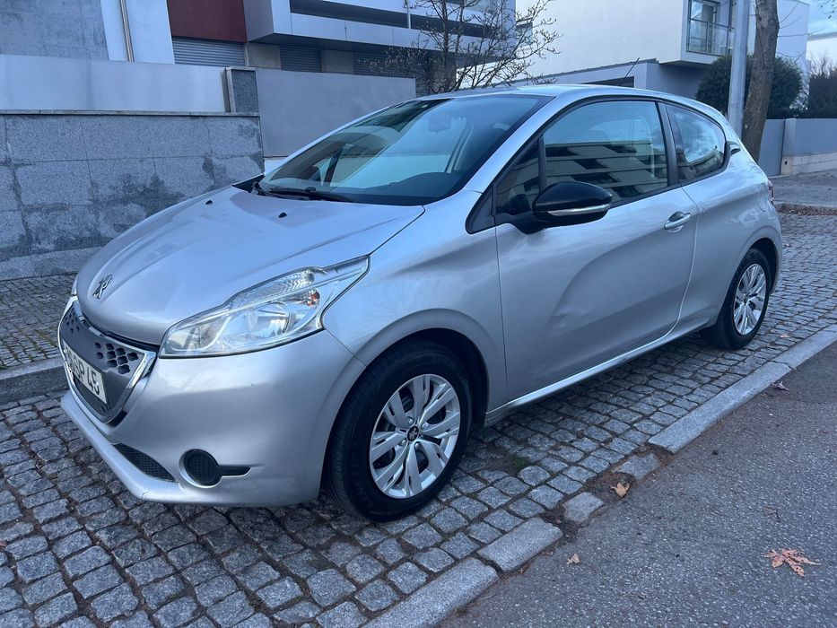 Peugeot 208 1.4 e-HDi Access 2-Tronic