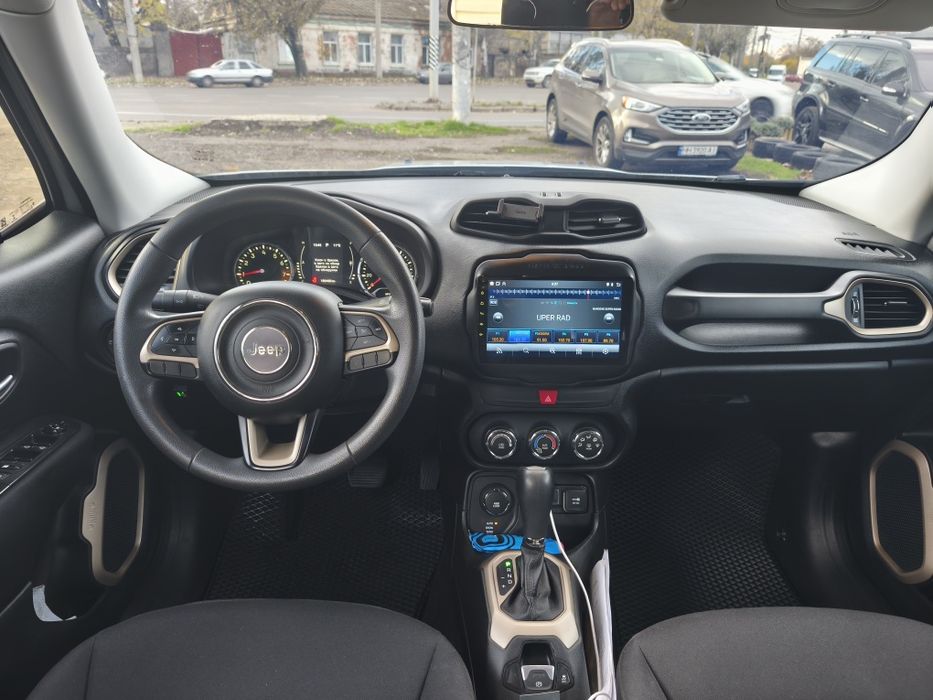 Jeep renegade 2.4 газ бензин полный привод автомат