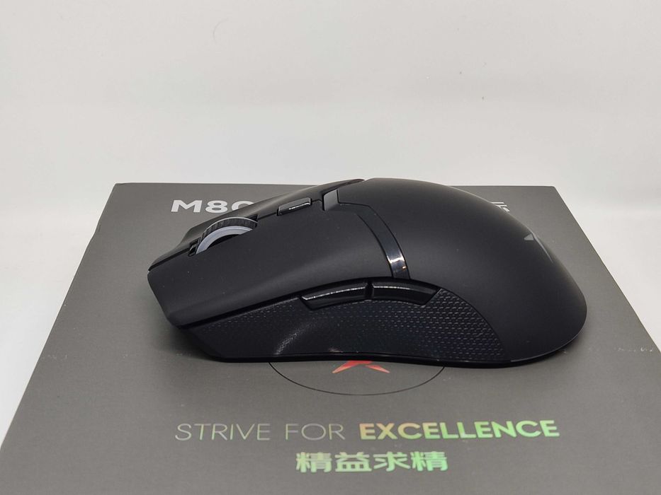 Миша ігрова бездротова Delux M600 pro, PAW 3395, 26000 DPI, 500 mah.