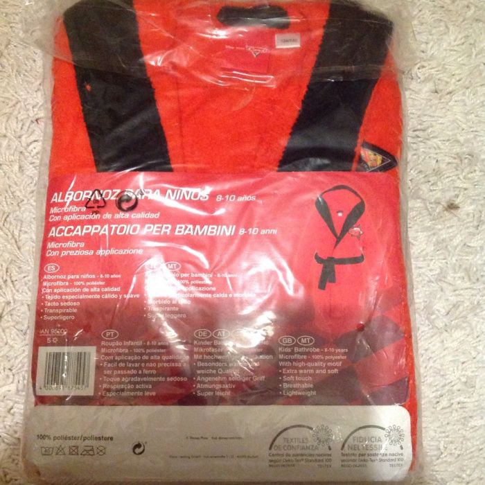 Roupão NOVO cars 8/10 anos