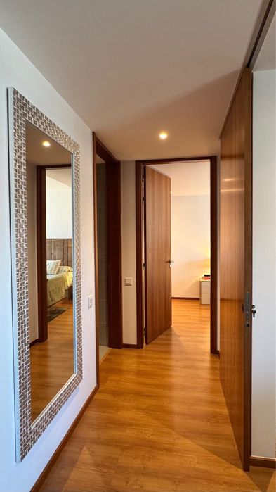 T1+1 Mobilado | Prédio de 2021 | Penúltimo andar | Varanda | Garagem Ampla | Junto ao Hospital São João - Porto