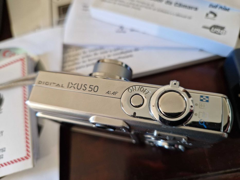 Canon IXUS 50 Digital usada