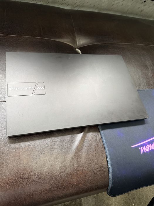 Asus vivobook Amd ryzen 5 7430U