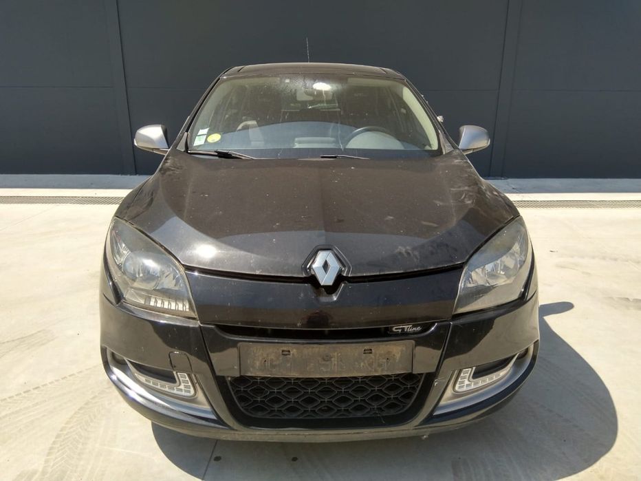 RENAULT MEGANE III Hatchback - 2012 - Para Peças