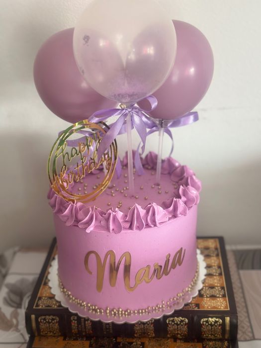 Bolos personalizados, casamento/ batizados e longcake