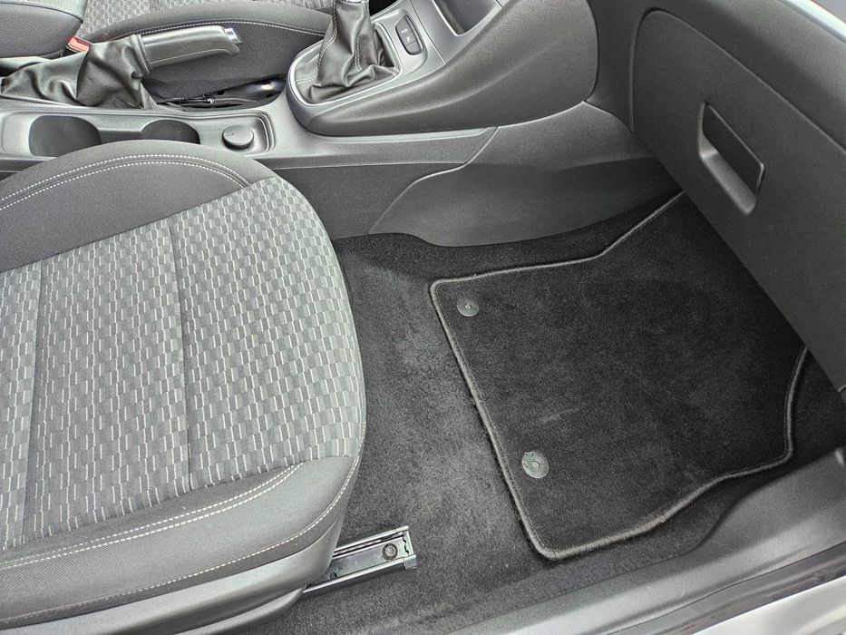 Opel Astra K 2018 рік