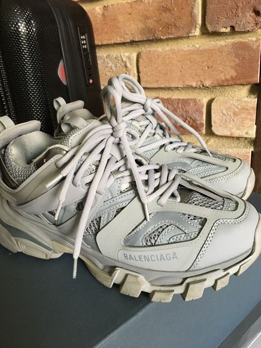 Balenciaga track 39
