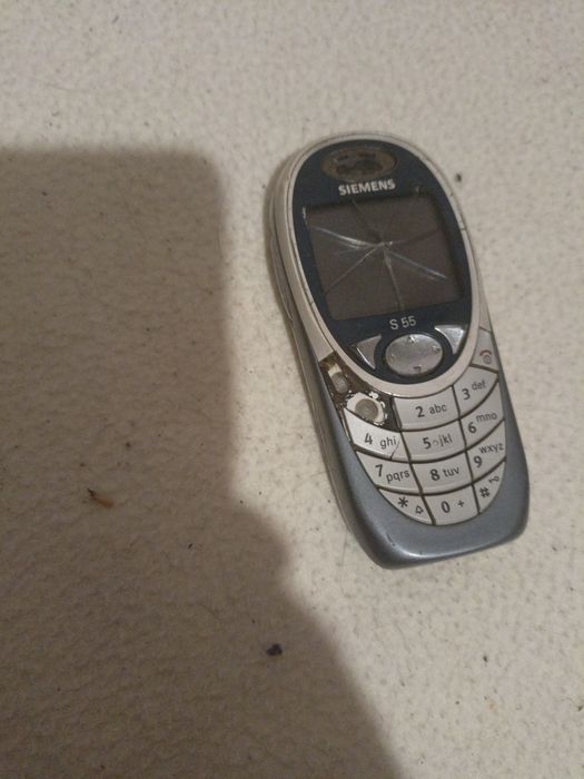 Кнопочний телефон-SIEMENS