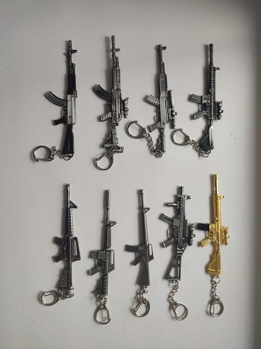 Брелок металический оружие PUBG