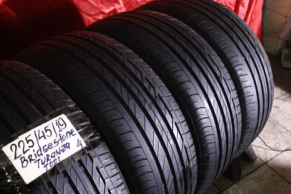 225-45-R19 BRIDGESTONE TURANZA = 4 штуки летней резины Germany